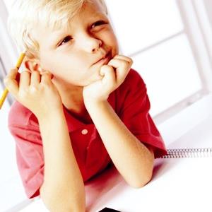 Could a website with easy references and resources help writing essays?
